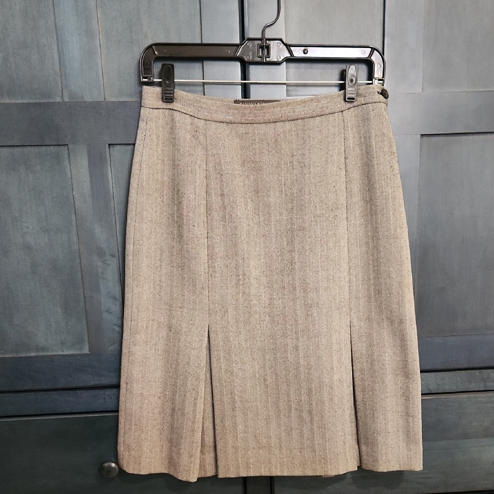 Banana Republic Classic Gray Skirt